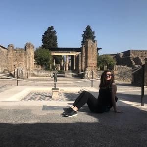 Meet your Posher, Jocelyn